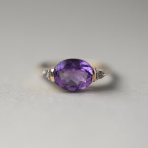 Aesthetic 9ct gold amethyst and white topaz ring