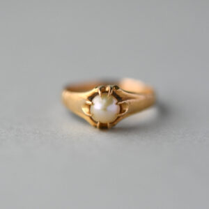 Antique Victorian 18ct gold pearl ring, c.1860s - 1880s