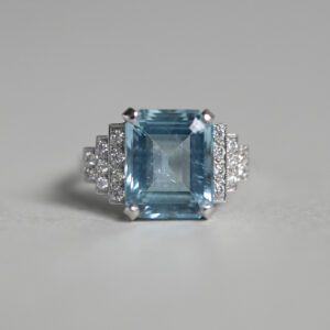 Art Deco design 5.0 carat aquamarine and diamond platinum ring
