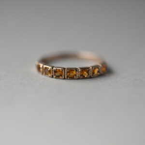 Contemporary 9ct gold citrine band ring