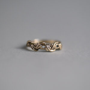 Cutie 9ct gold Clogau Welsh gold leaf garland ring