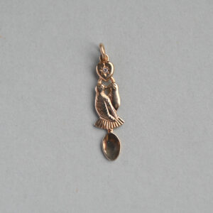 Adorable 9ct gold diamond love birds loving spoon charm