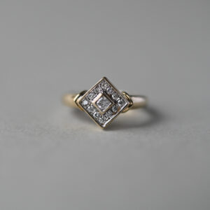 Cutie 9ct gold diamond lozenge pinky ring