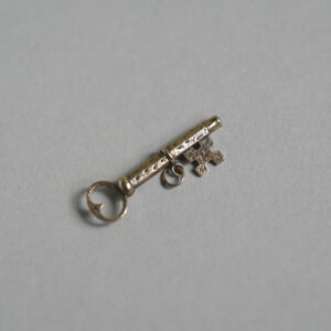 Victorian 9ct gold engraved key charm pendant, c.1890s