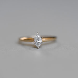 Classic 14ct gold 0.32 carat marquise diamond ring