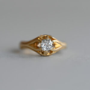 Victorian 18ct gold old cut diamond belcher set ring, c.1870s