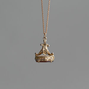Antique 9ct gold carnelian fob pendant, c.1890s