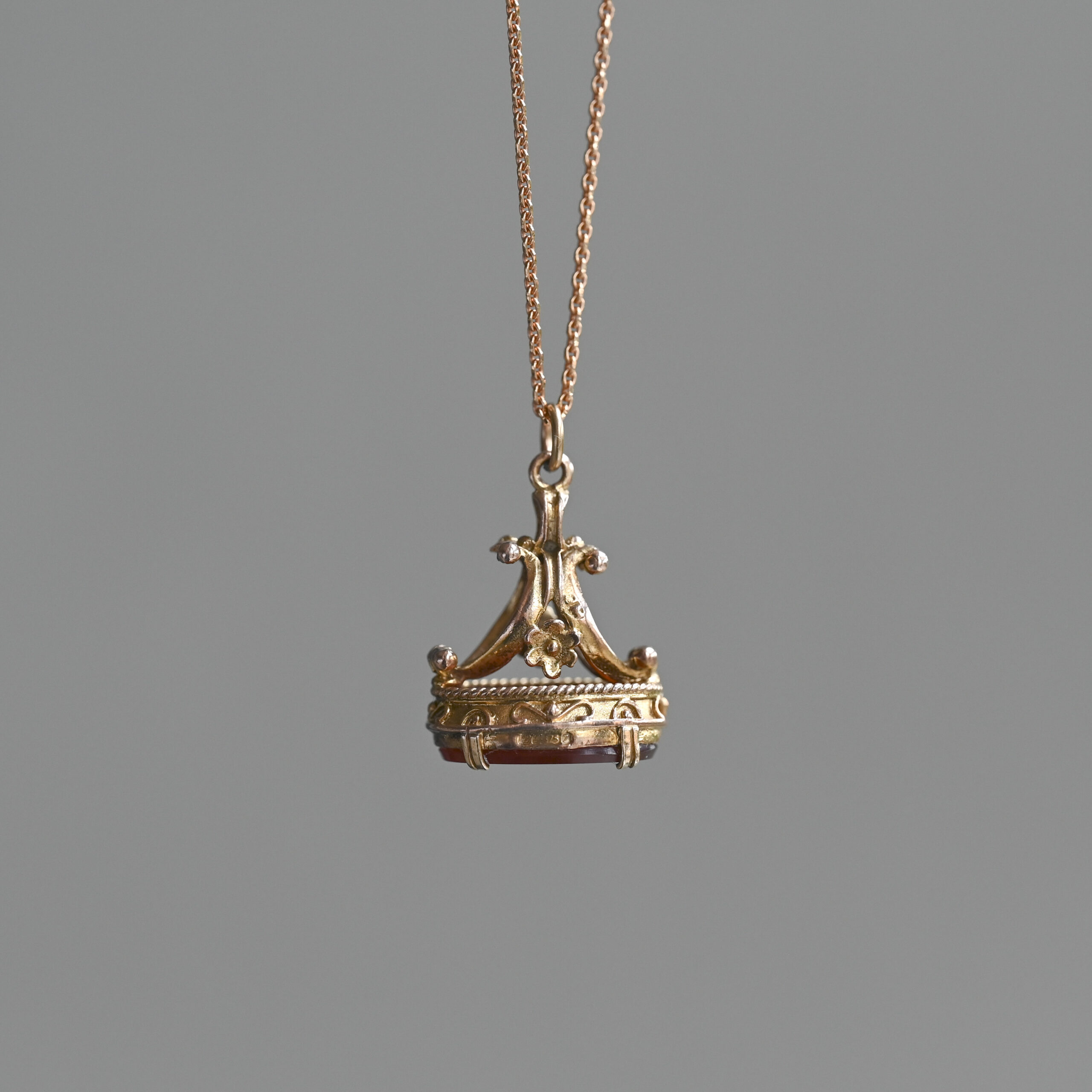 Antique 9ct gold carnelian fob pendant, c.1890s