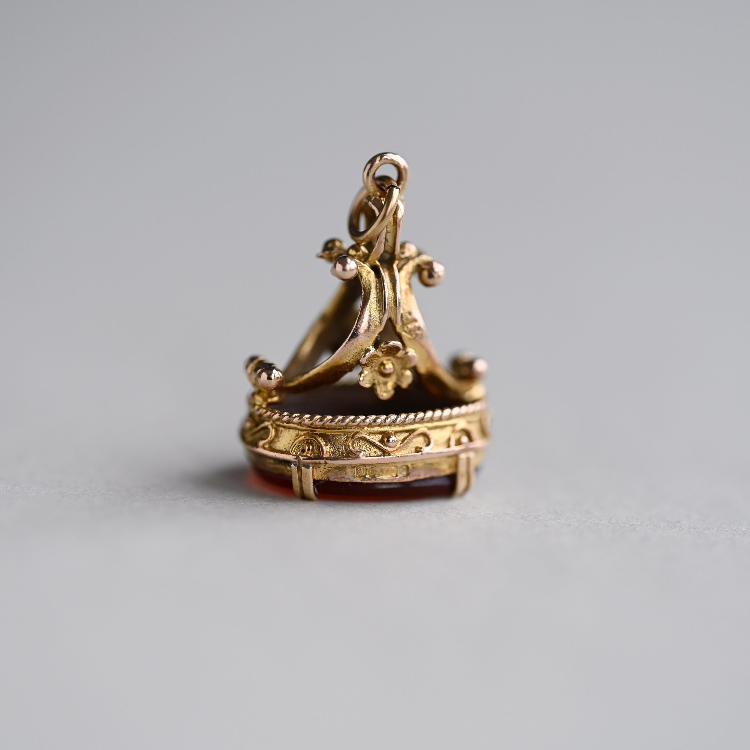 Antique 9ct gold carnelian fob pendant, c.1890s - Image 2