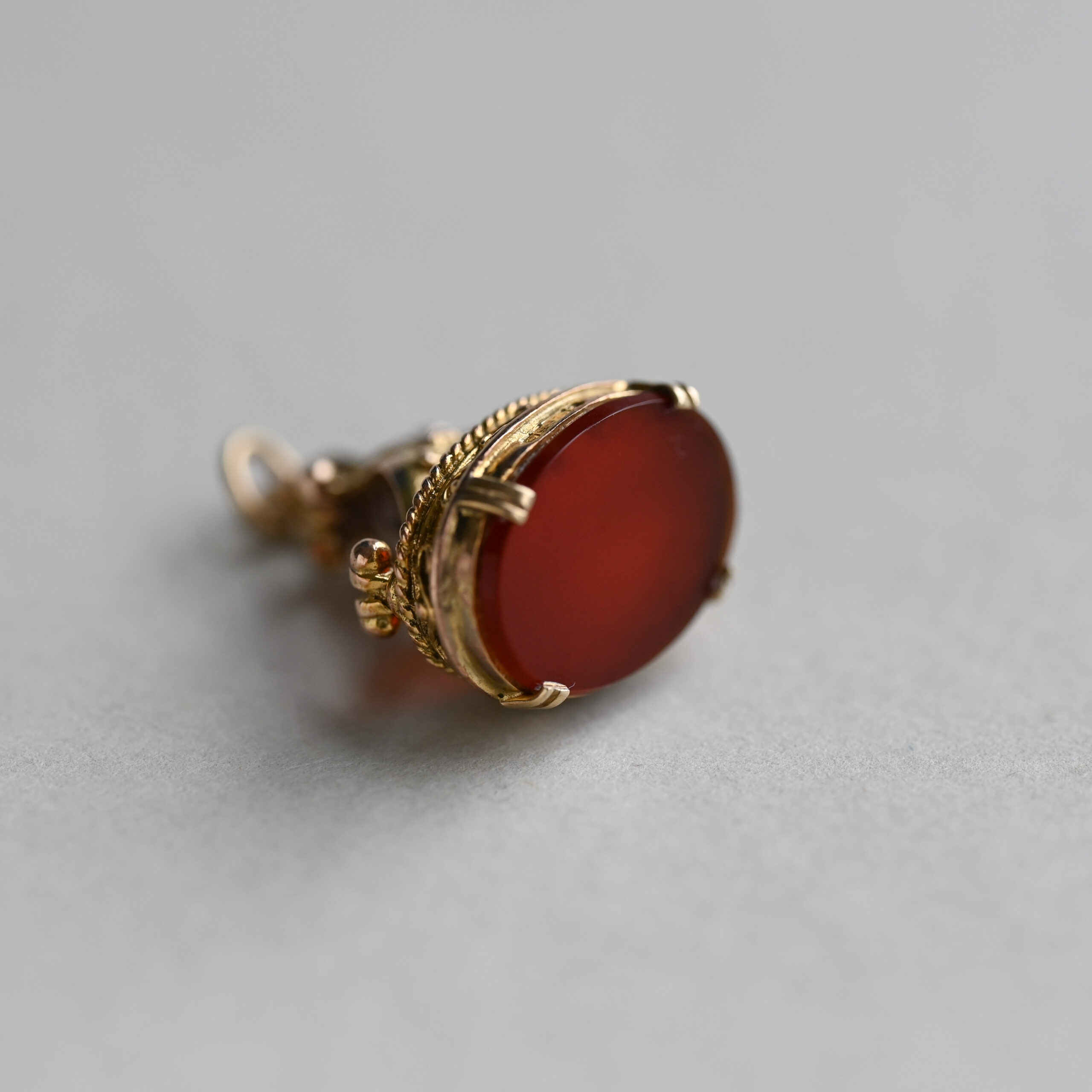 Antique 9ct gold carnelian fob pendant, c.1890s - Image 4