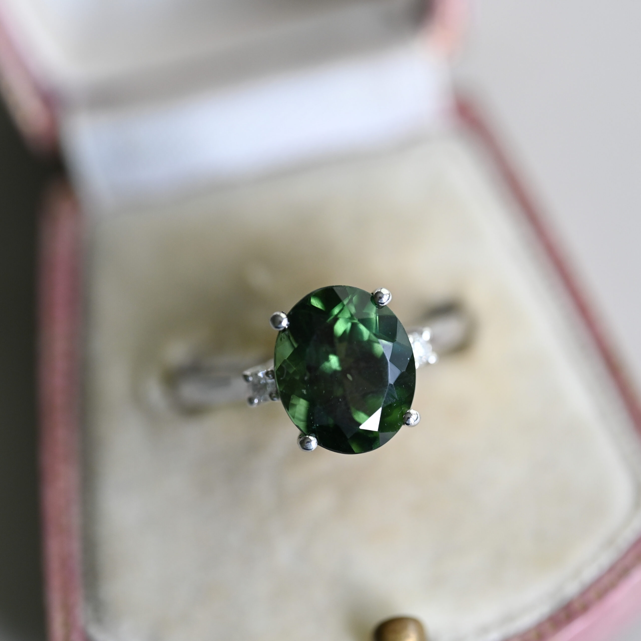 Classic 14ct white gold green tourmaline and mini diamond ring - Image 2