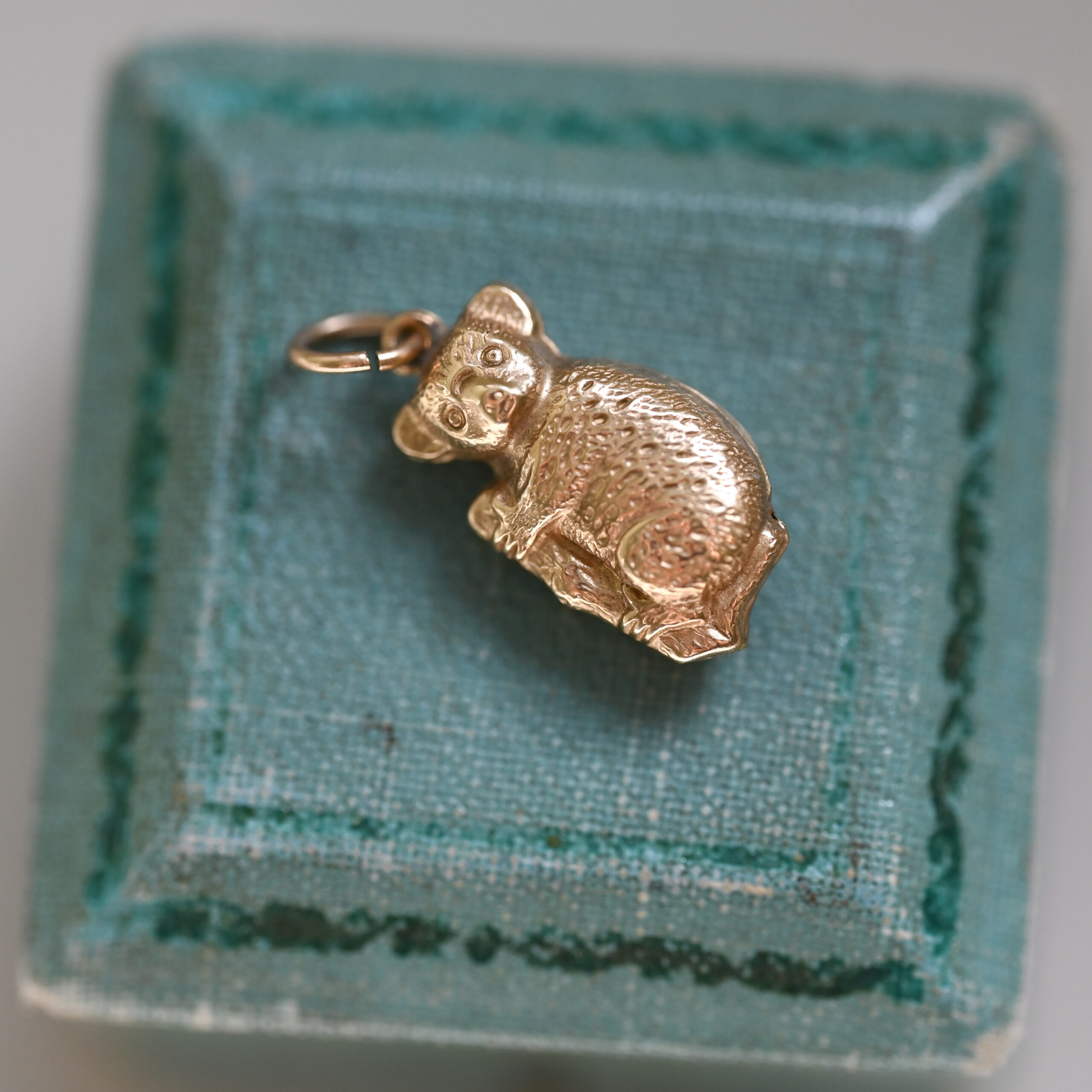 Cutie 9ct gold puffy koala charm, 1978 - Image 2
