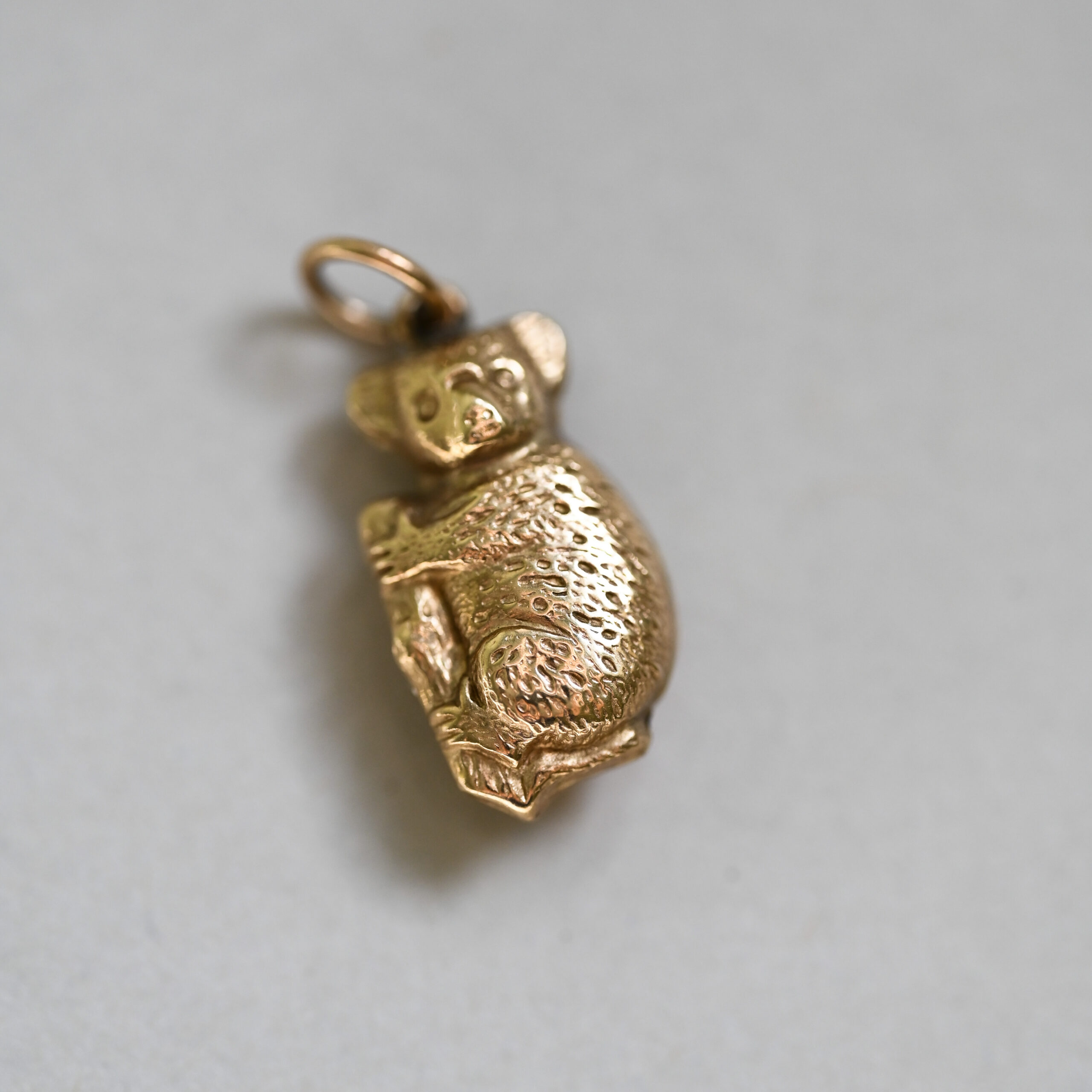 Cutie 9ct gold puffy koala charm, 1978 - Image 3