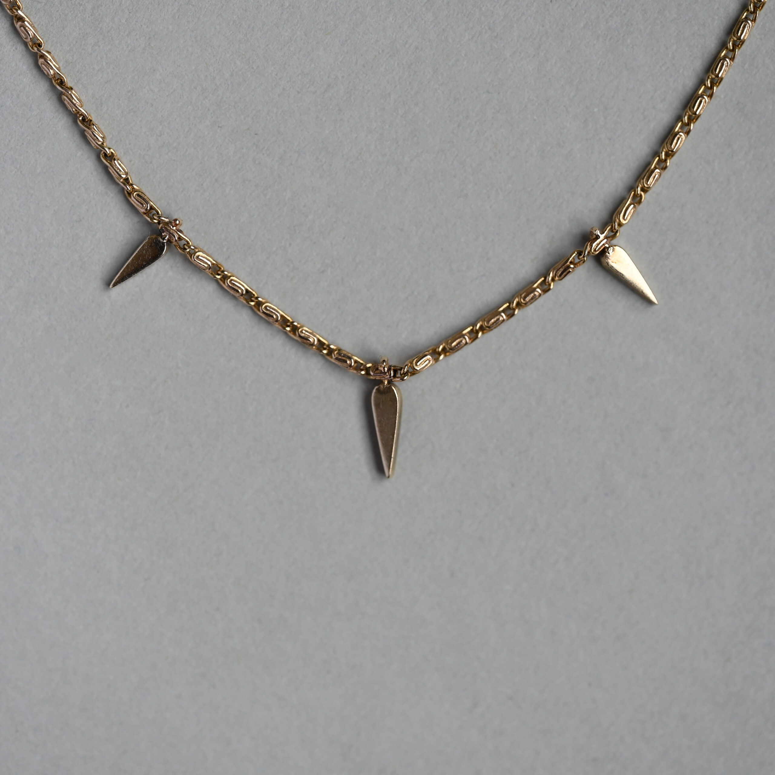 Aesthetic 9ct gold antique rose cut diamond shard conversion necklace - Image 6