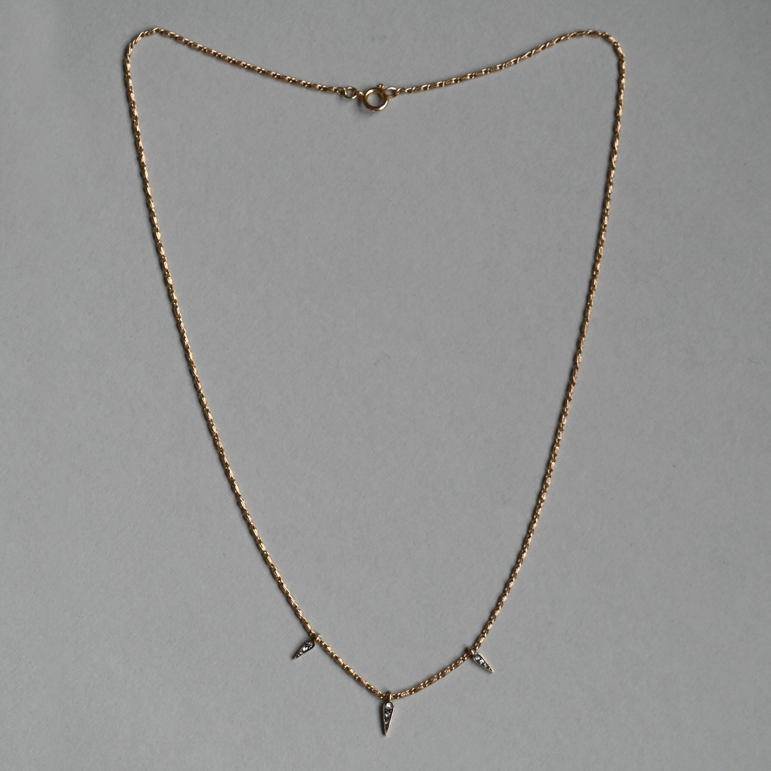 Aesthetic 9ct gold antique rose cut diamond shard conversion necklace - Image 3