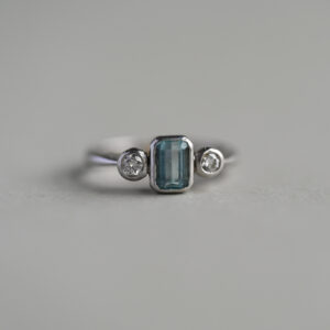 Classic 9ct white gold aquamarine and diamond three stone ring